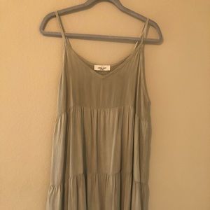 Carly Jean Los Angeles Sloan dress